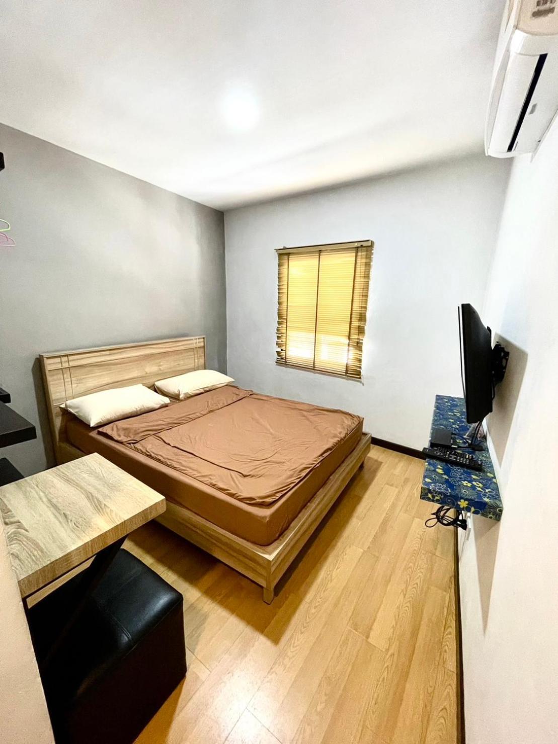Inn Trog And Inn Soi (Adults Only) Bangkok Ngoại thất bức ảnh