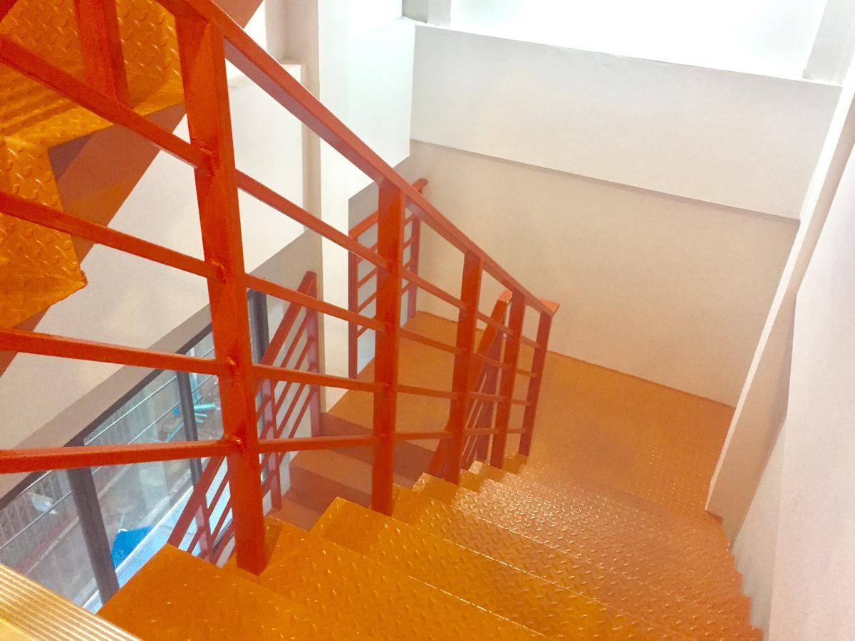 Inn Trog And Inn Soi (Adults Only) Bangkok Ngoại thất bức ảnh
