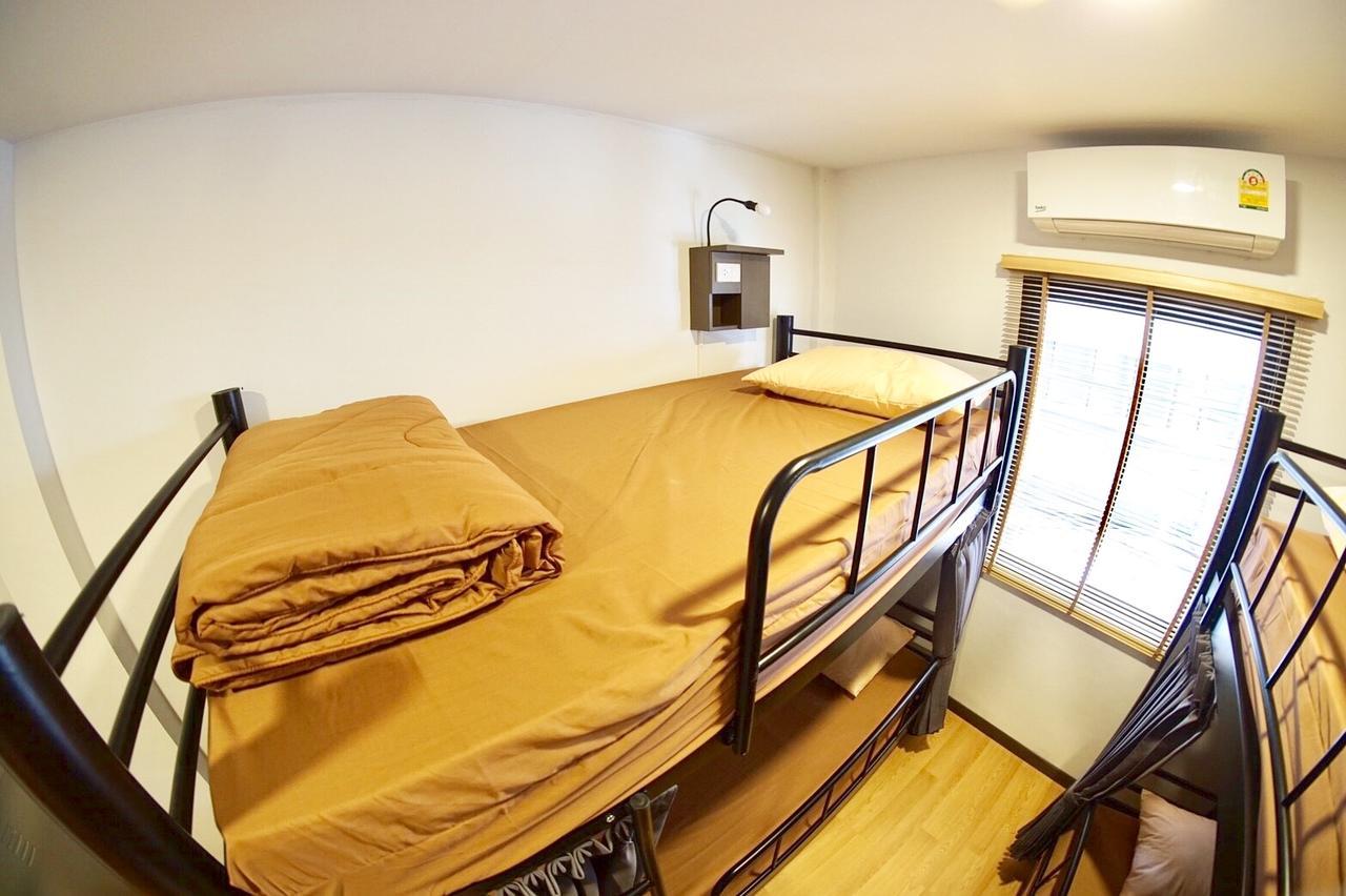 Inn Trog And Inn Soi (Adults Only) Bangkok Ngoại thất bức ảnh