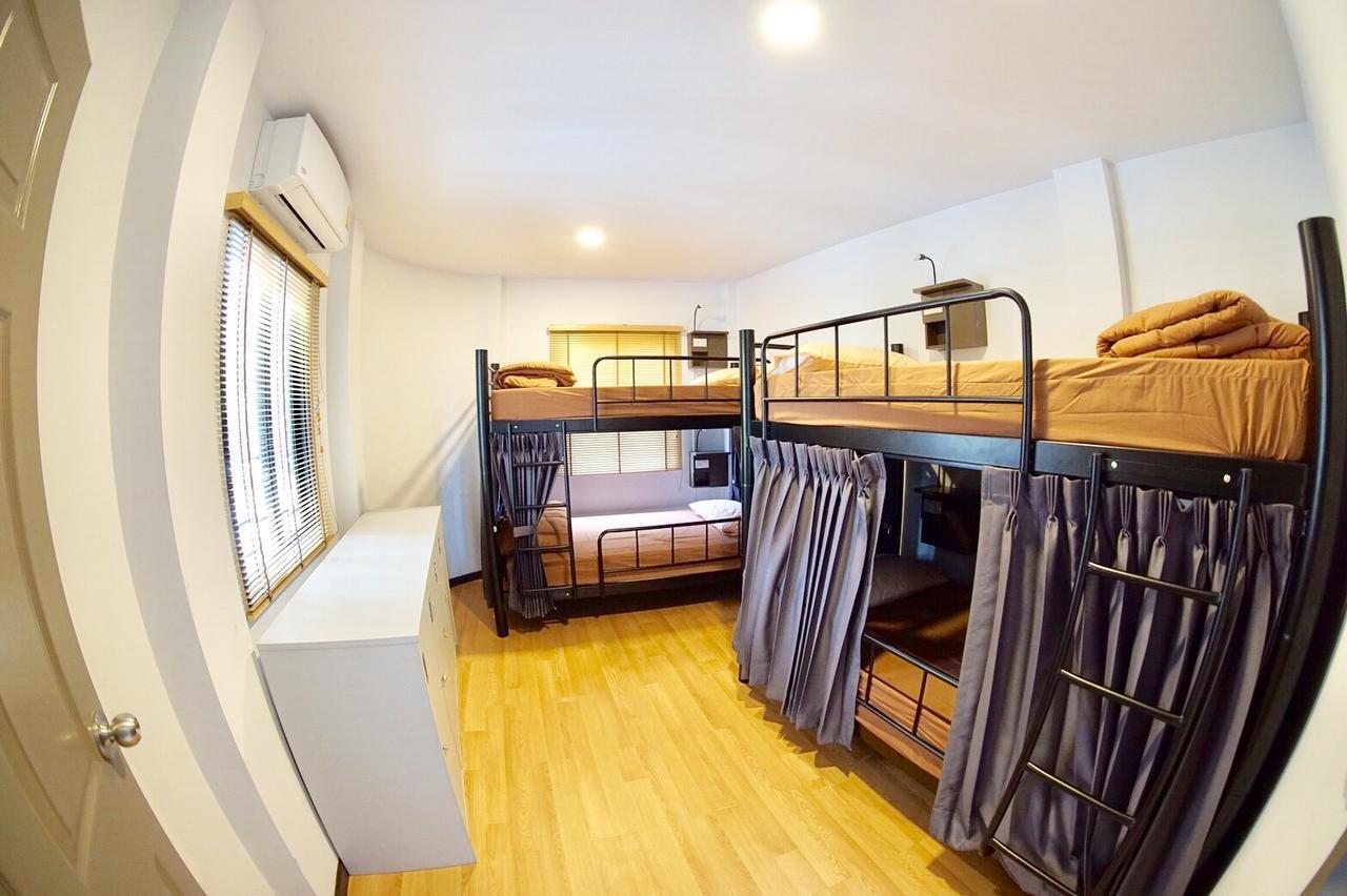 Inn Trog And Inn Soi (Adults Only) Bangkok Ngoại thất bức ảnh