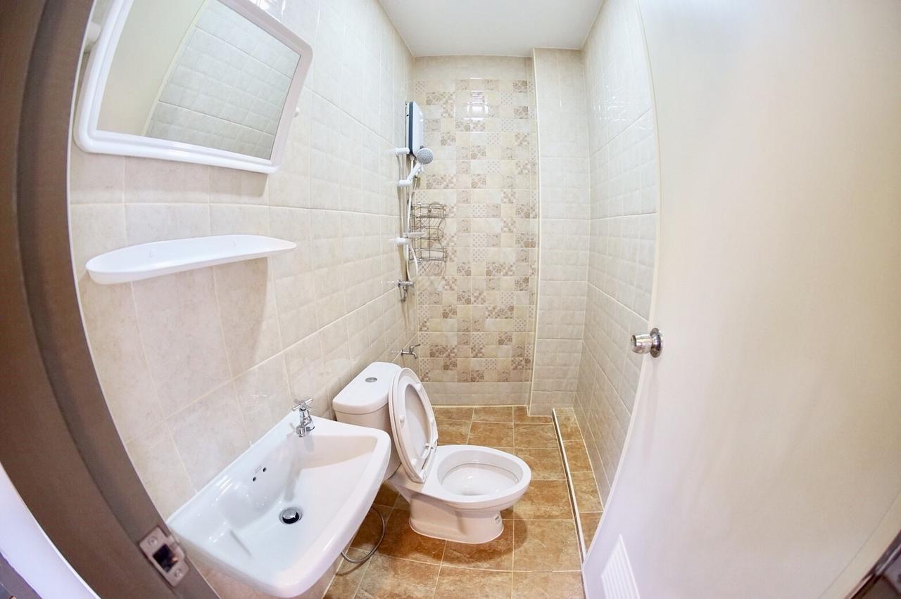 Inn Trog And Inn Soi (Adults Only) Bangkok Ngoại thất bức ảnh