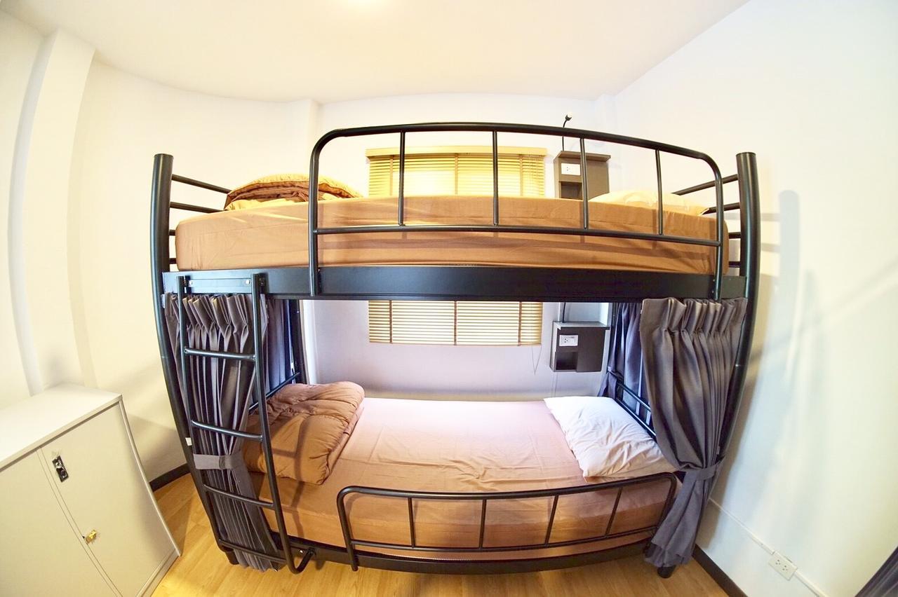 Inn Trog And Inn Soi (Adults Only) Bangkok Ngoại thất bức ảnh